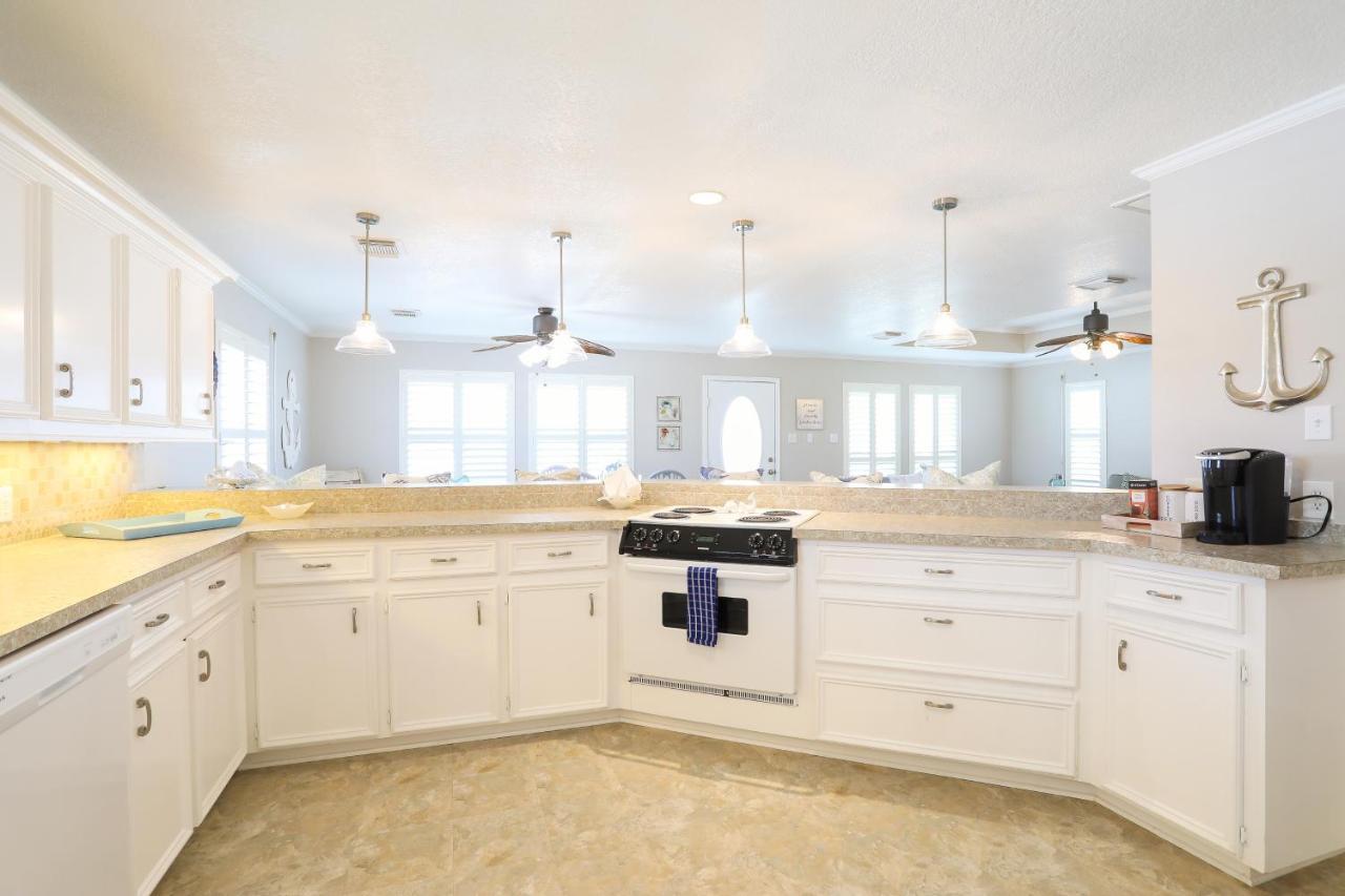 Villa Bayside Bliss Crystal Beach Exterior foto
